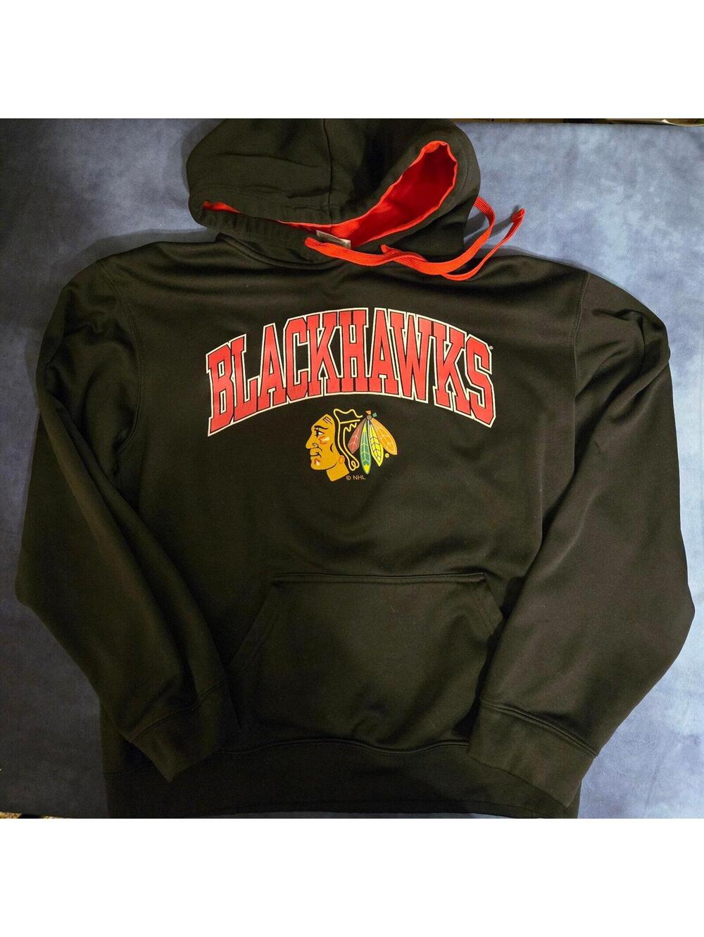 Chicago blackhawks hooded sweatshirt